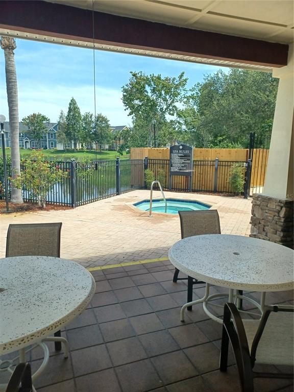 5570 Rosehill Road, Unit 102 Sarasota, FL 34233 - Photo 16 of 20 Gallery Image 16