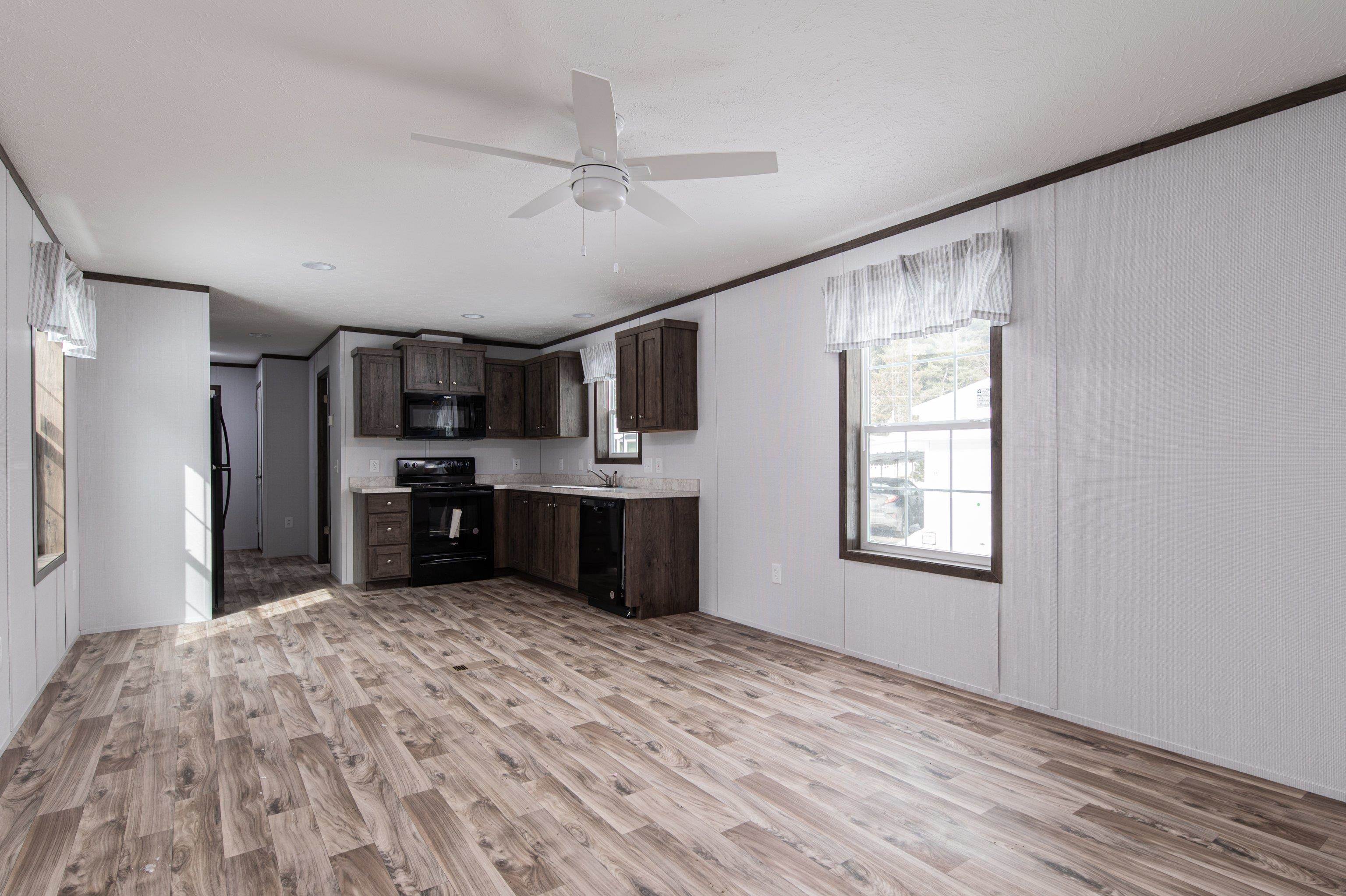 9 3rd Street, Unit 27 St. Johnsbury, VT 05819 - Photo 8 of 23