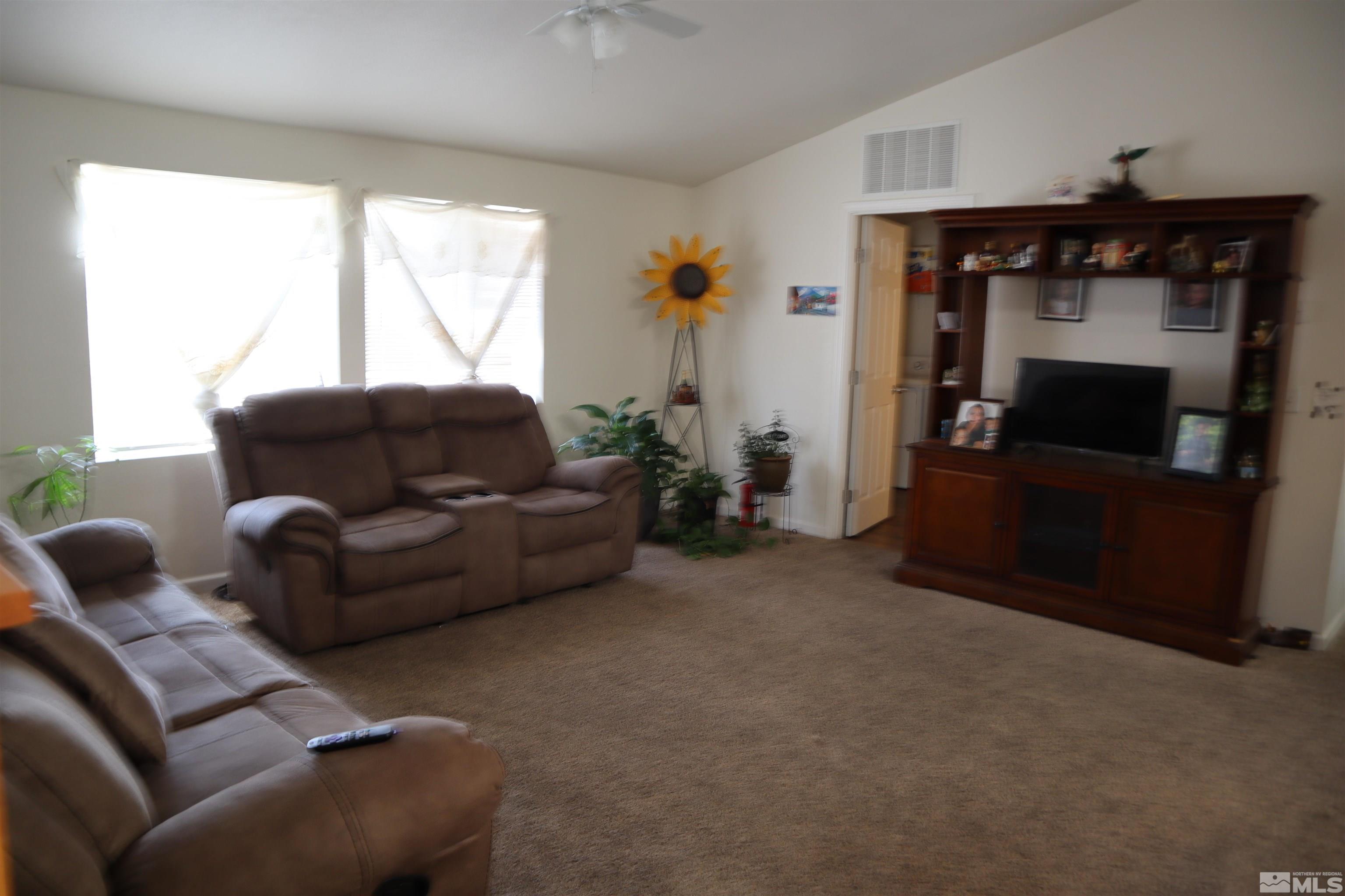 1268 Leopard Street Reno, NV 89506 - Photo 9 of 30 Photo 9