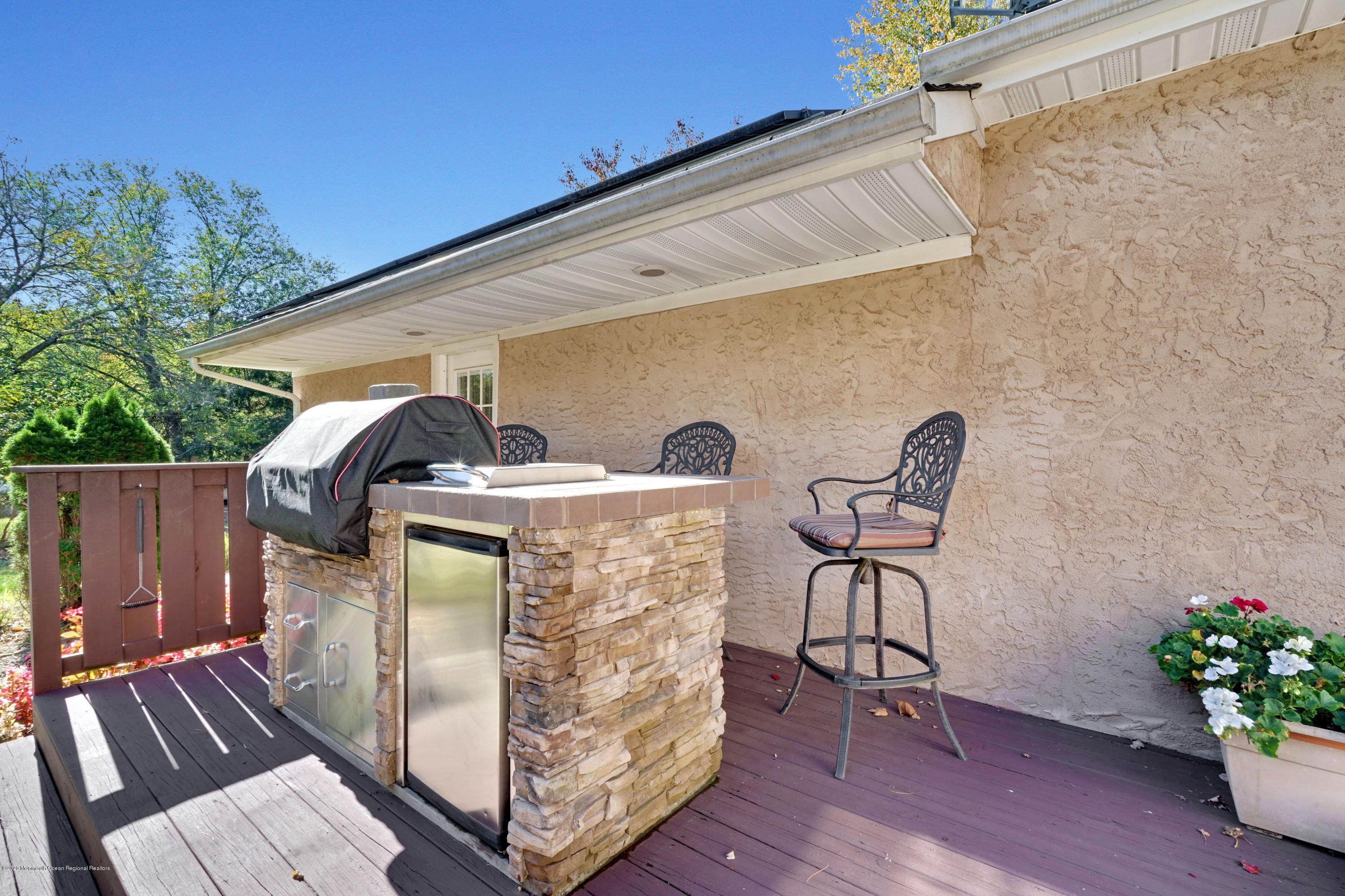 25 Harbor Road Morganville, NJ 07751 - Photo 38 of 39 a view of outdoor space with seating space