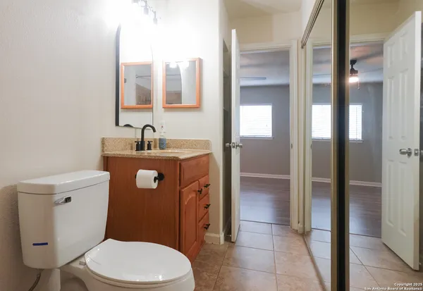 $1,050 | 4119 Medical Drive, Unit F104, San Antonio, TX 78229