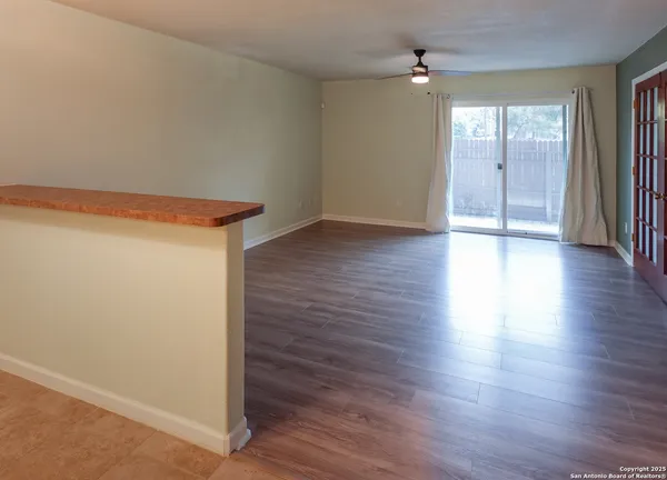 $1,050 | 4119 Medical Drive, Unit F104, San Antonio, TX 78229