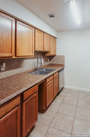 $1,050 | 4119 Medical Drive, Unit F104, San Antonio, TX 78229