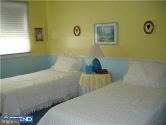 12328 Medford Road Philadelphia, PA 19154 - Photo 8 of 12 Gallery Image 8