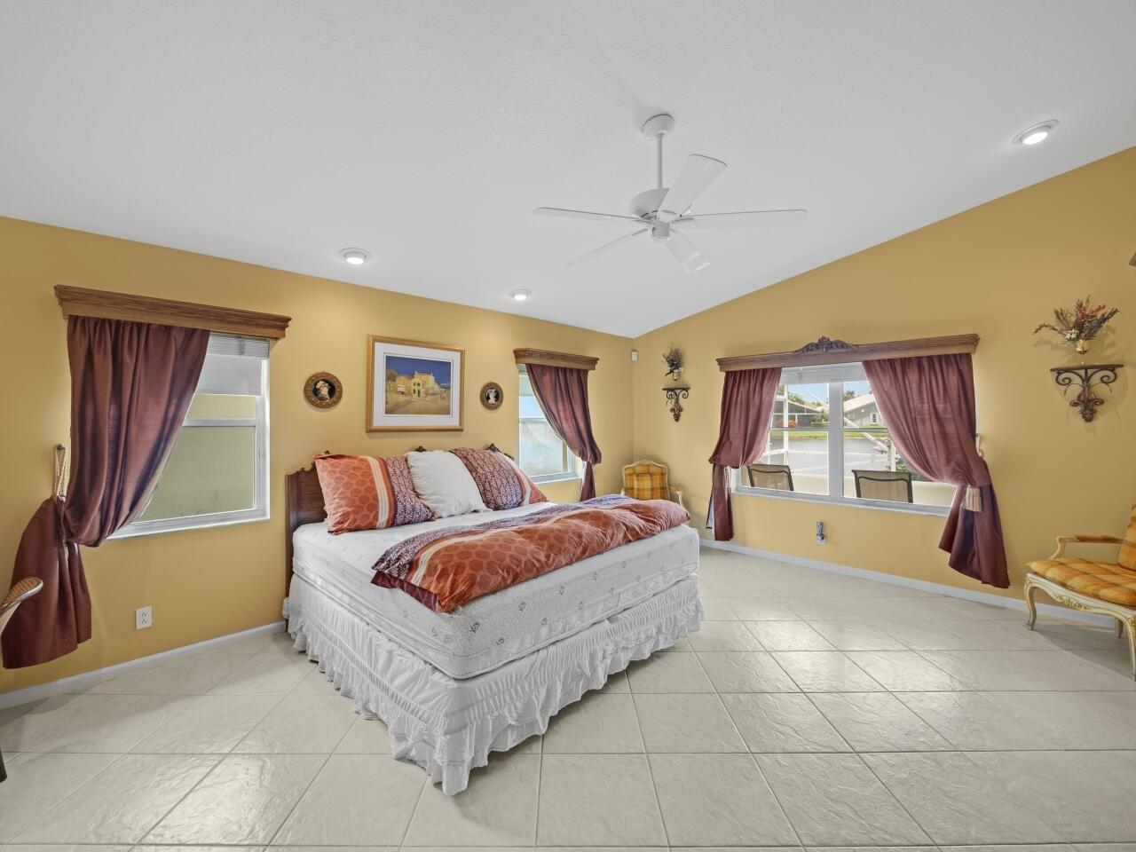 7255 Falls Road East Boynton Beach, FL 33437 - Photo 11 of 24 002