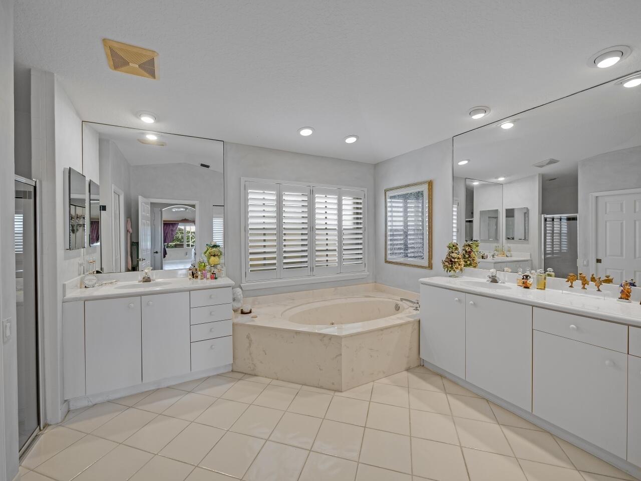 7255 Falls Road East Boynton Beach, FL 33437 - Photo 13 of 24 009