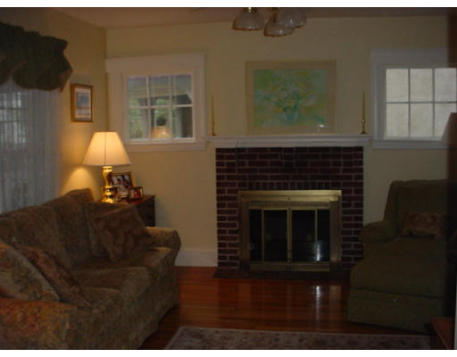 127 Audubon Road Milton, MA 02186 - Photo 3 of 6 Gallery Image 3