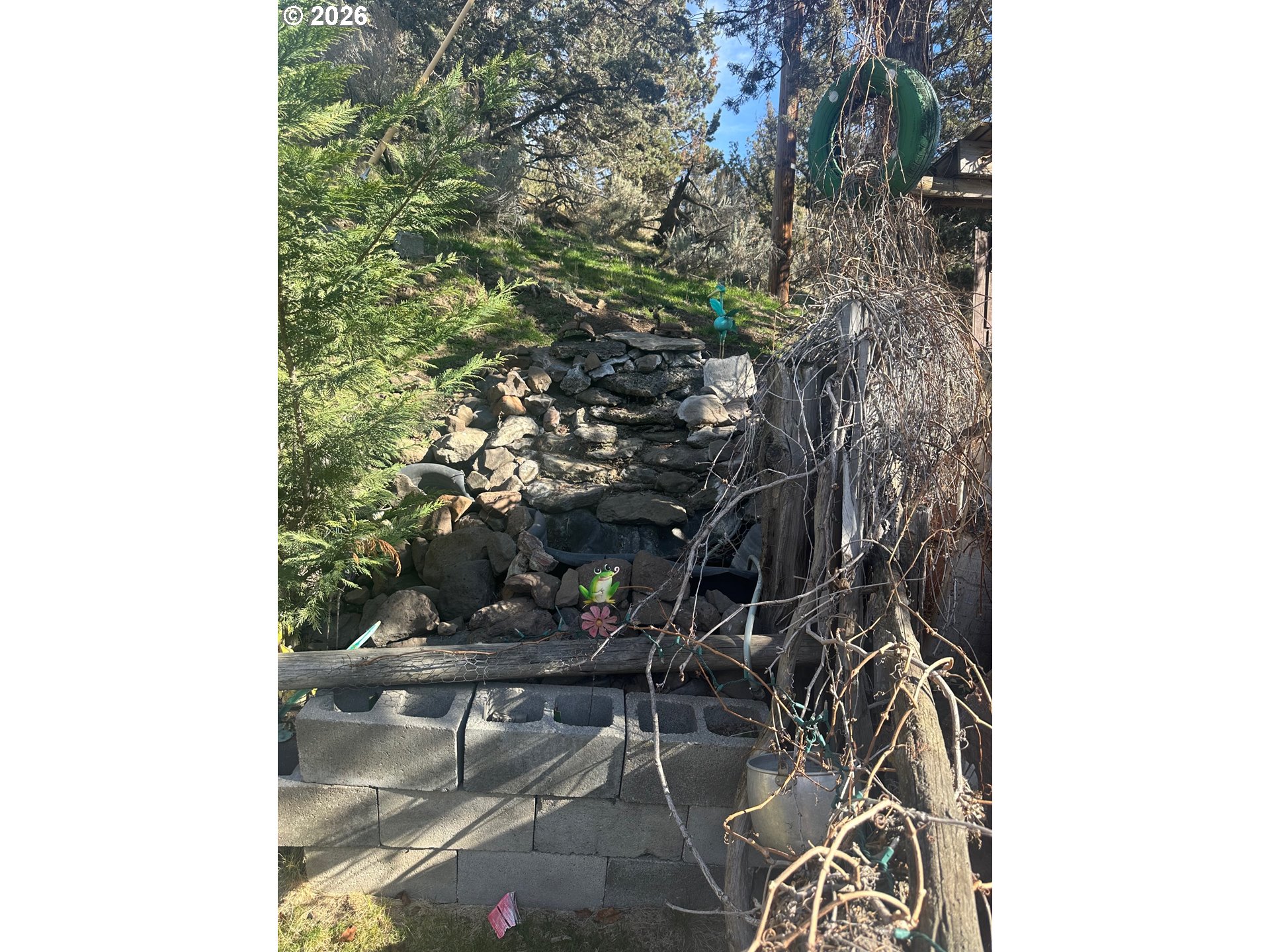 6792 Southeast Juniper Canyon Road Prineville, OR 97754 - Photo 17 of 44