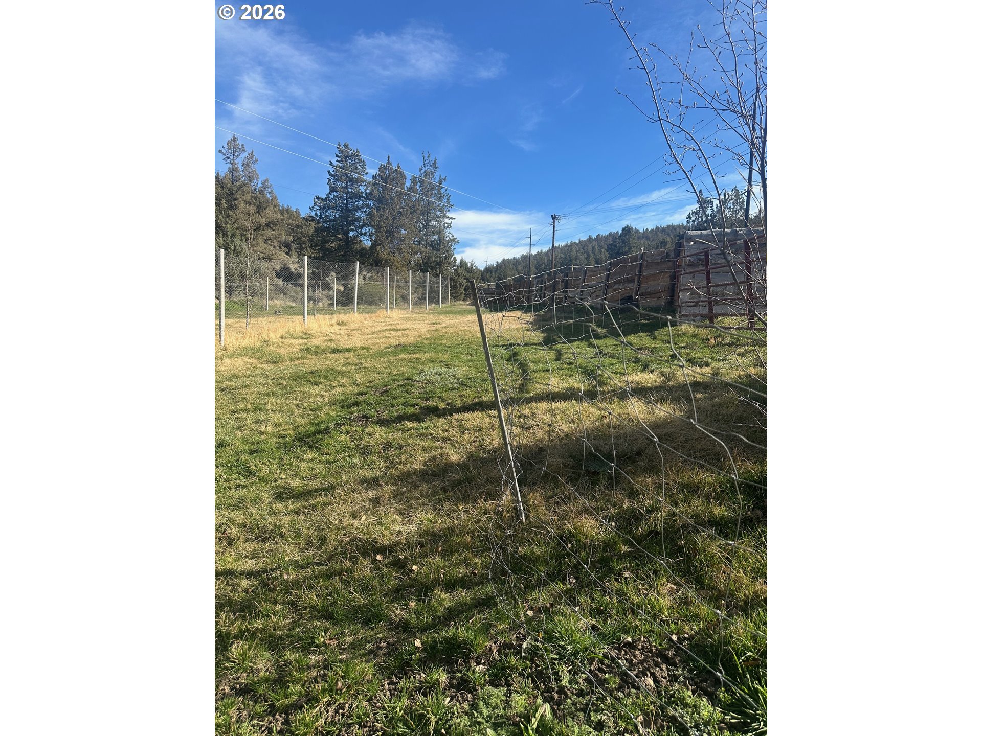6792 Southeast Juniper Canyon Road Prineville, OR 97754 - Photo 26 of 44 a view of a garden