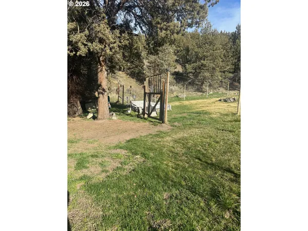 $439,000 | 6792 Southeast Juniper Canyon Road, Prineville, OR 97754