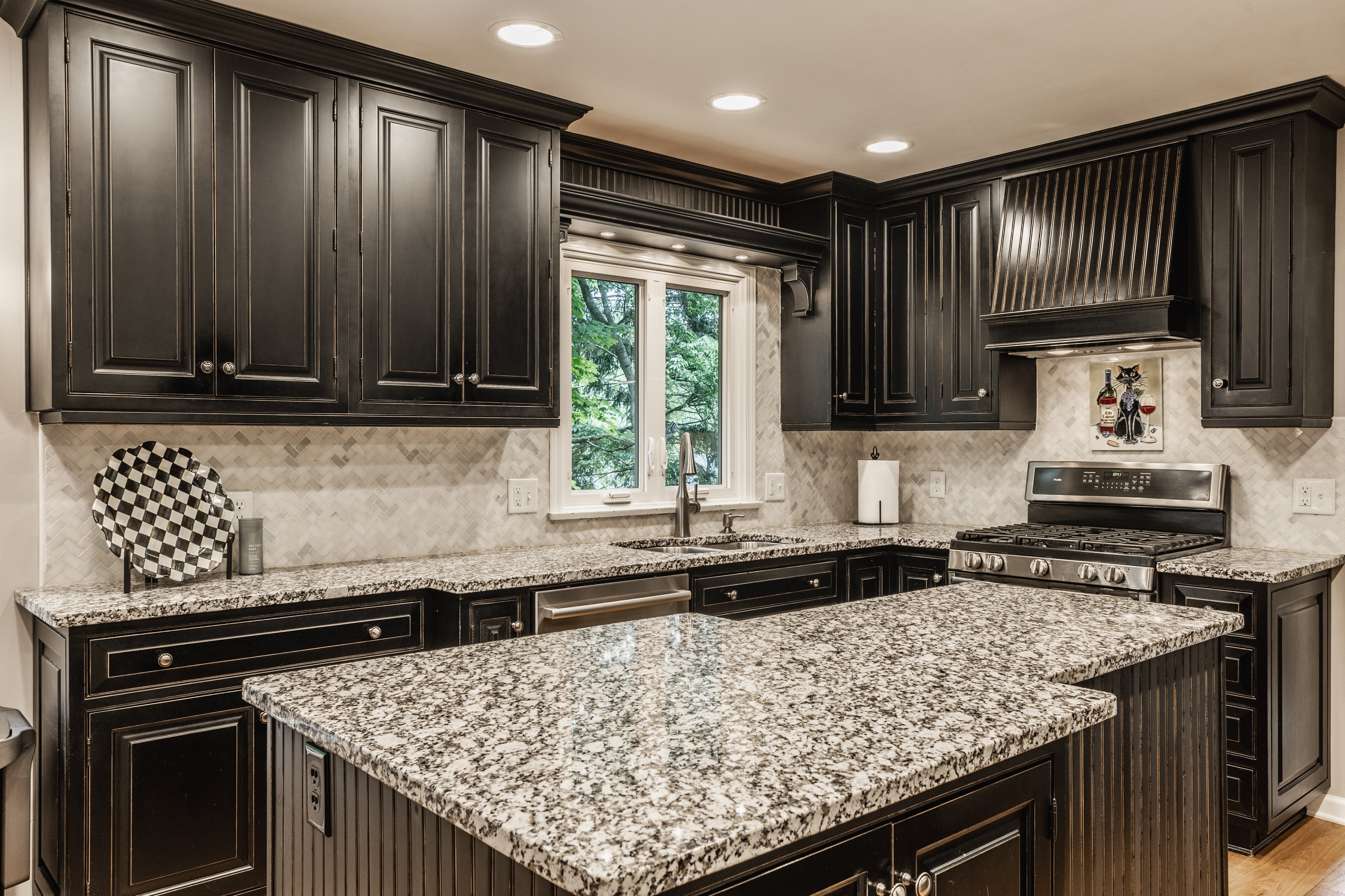 1260 Ridge Road Carmel, IN 46033 - Photo 9 of 39 Gallery Image 9