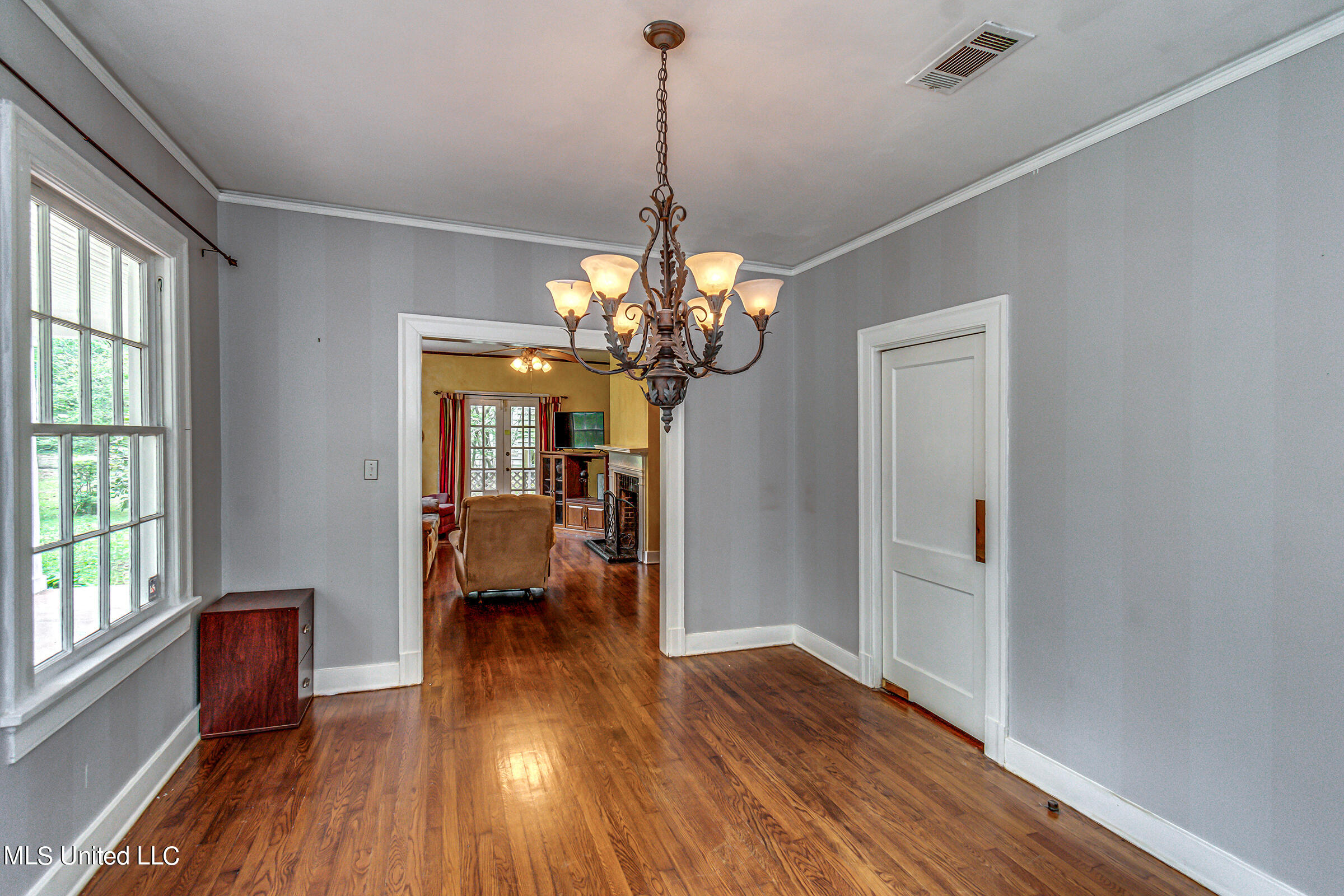 605 Meadowbrook Road Jackson, MS 39206 - Photo 23 of 62 605 Meadowbrook Rd--57