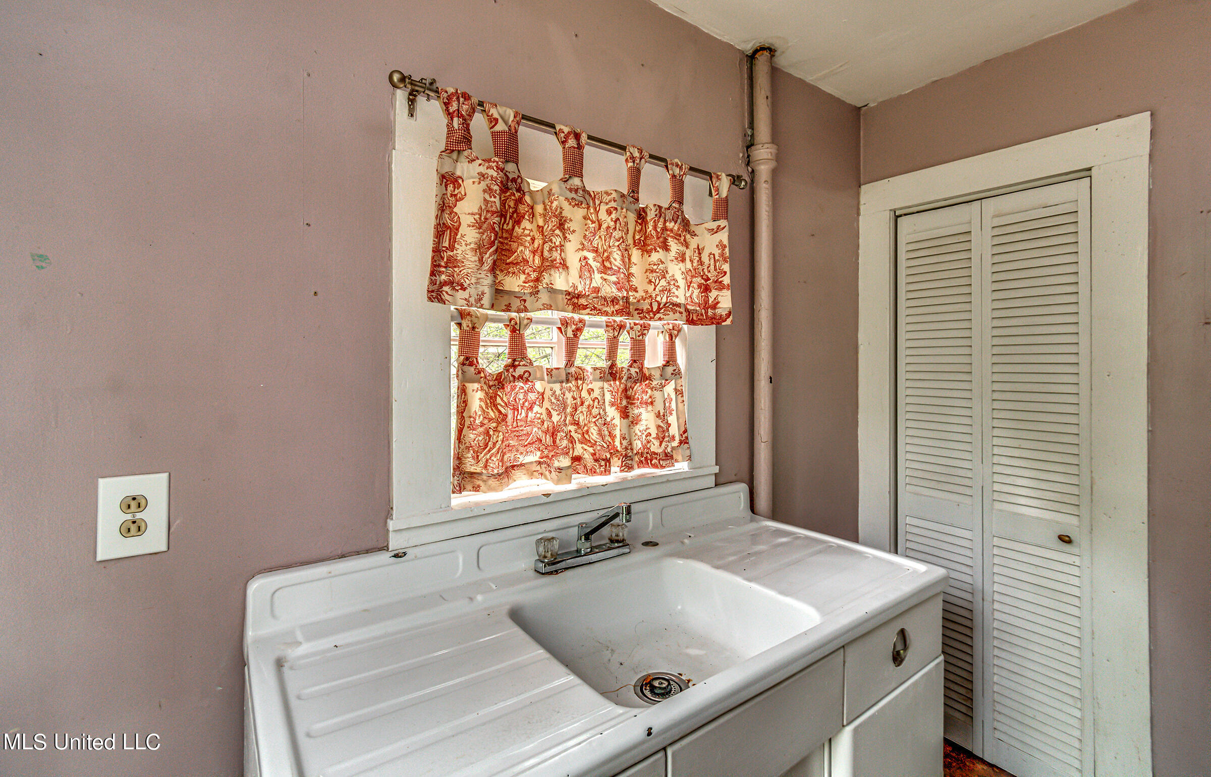 605 Meadowbrook Road Jackson, MS 39206 - Photo 49 of 62 605 Meadowbrook Rd--69