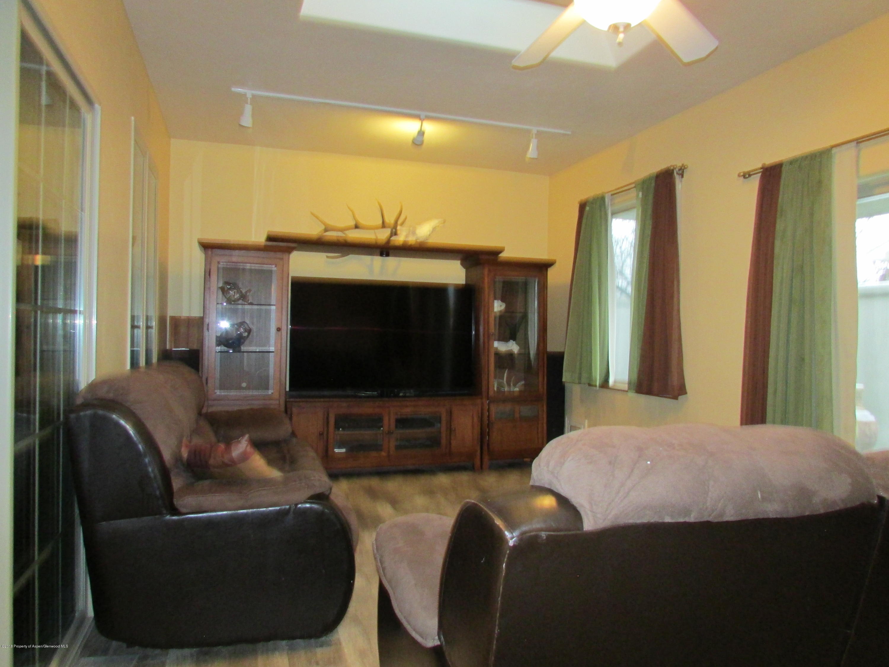 125 Ridge View Place Parachute, CO 81635 - Photo 11 of 26 Family Room