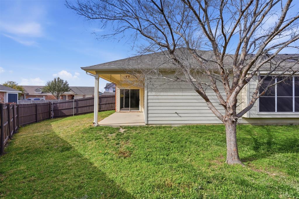 10986 Hawks Landing Road Fort Worth, TX 76052 - Photo 34 of 39