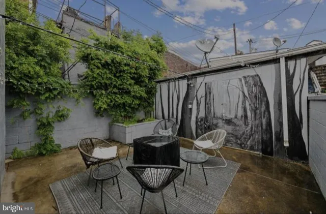 $4,300 | 401 South Ann Street, Baltimore, MD 21231