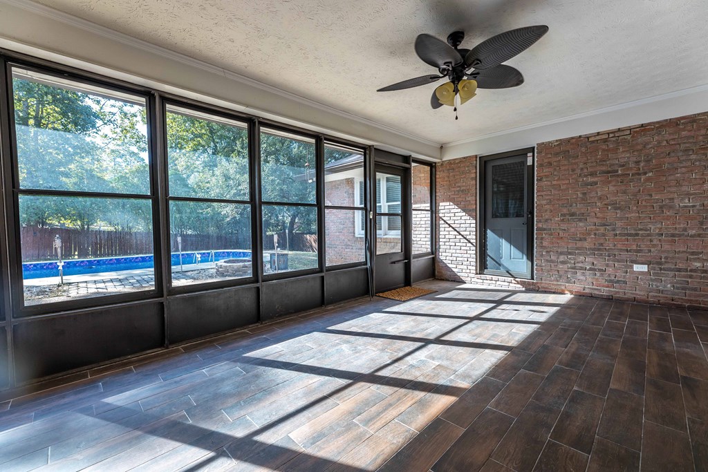 4524 Hedingham Lane Columbus, GA 31907 - Photo 20 of 35 sun room