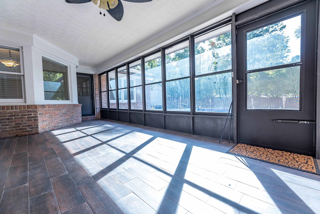 4524 Hedingham Lane Columbus, GA 31907 - Photo 21 of 35 sun room