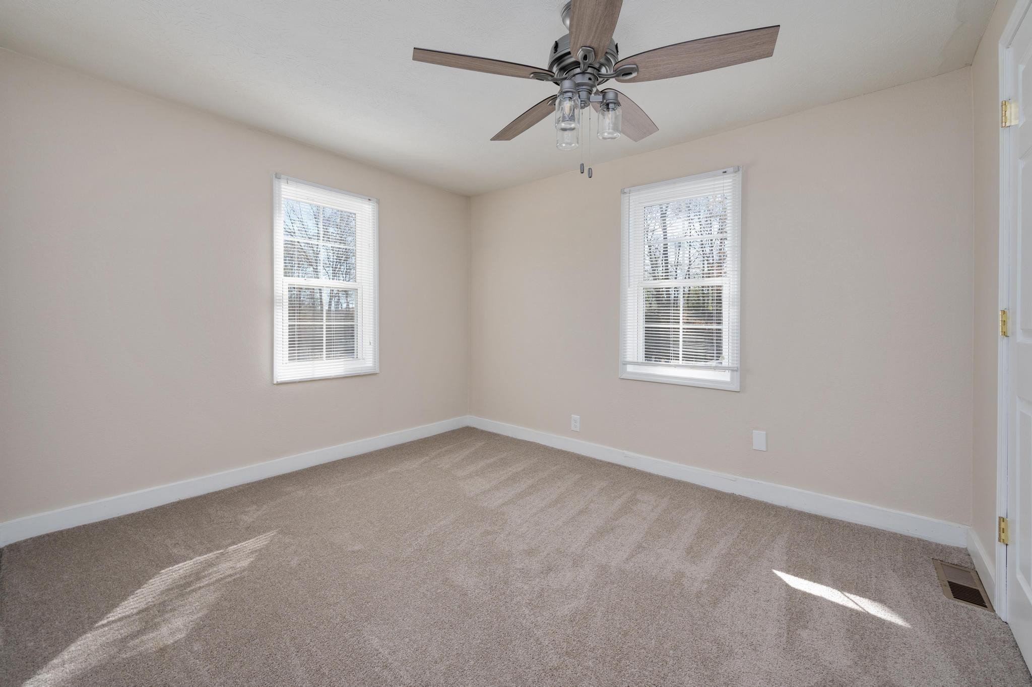621 Halltown Road Portland, TN 37148 - Photo 16 of 23 a view of an empty room with a window