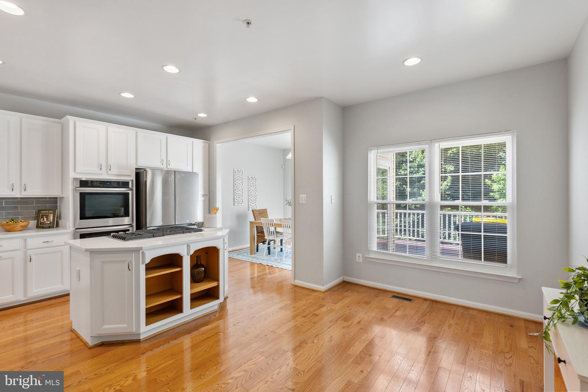 2452 Jostaberry Way Odenton, MD 21113 - Photo 9 of 41 Kitchen