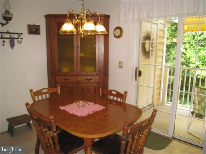 1306 Independence Way Newark, DE 19713 - Photo 11 of 25 Breakfast Room