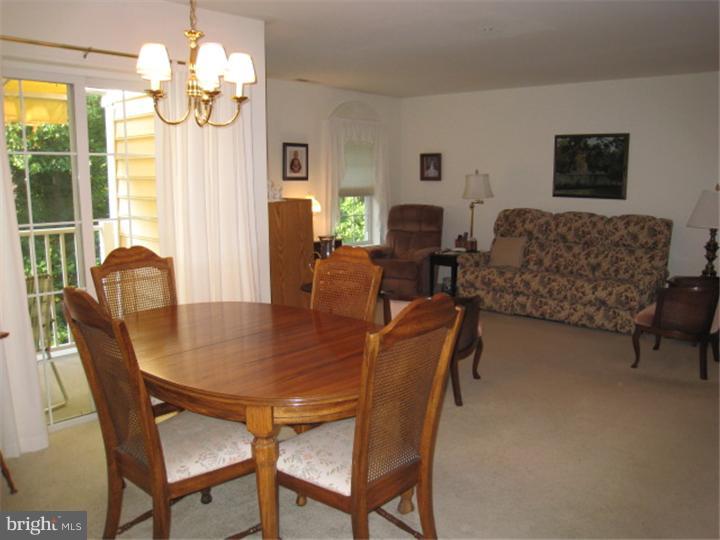 1306 Independence Way Newark, DE 19713 - Photo 8 of 25 Dining Room