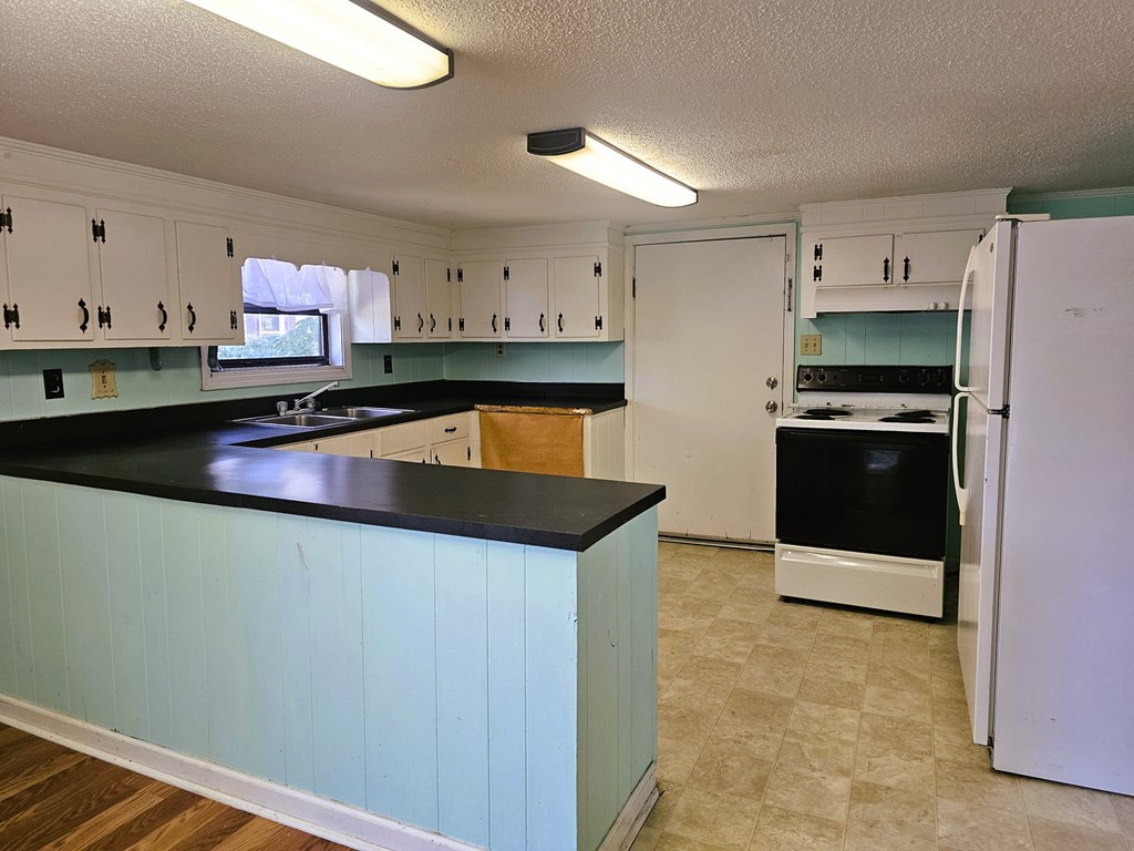 1515 Kenwood Road Manning, SC 29102 - Photo 11 of 30 Gallery Image 11