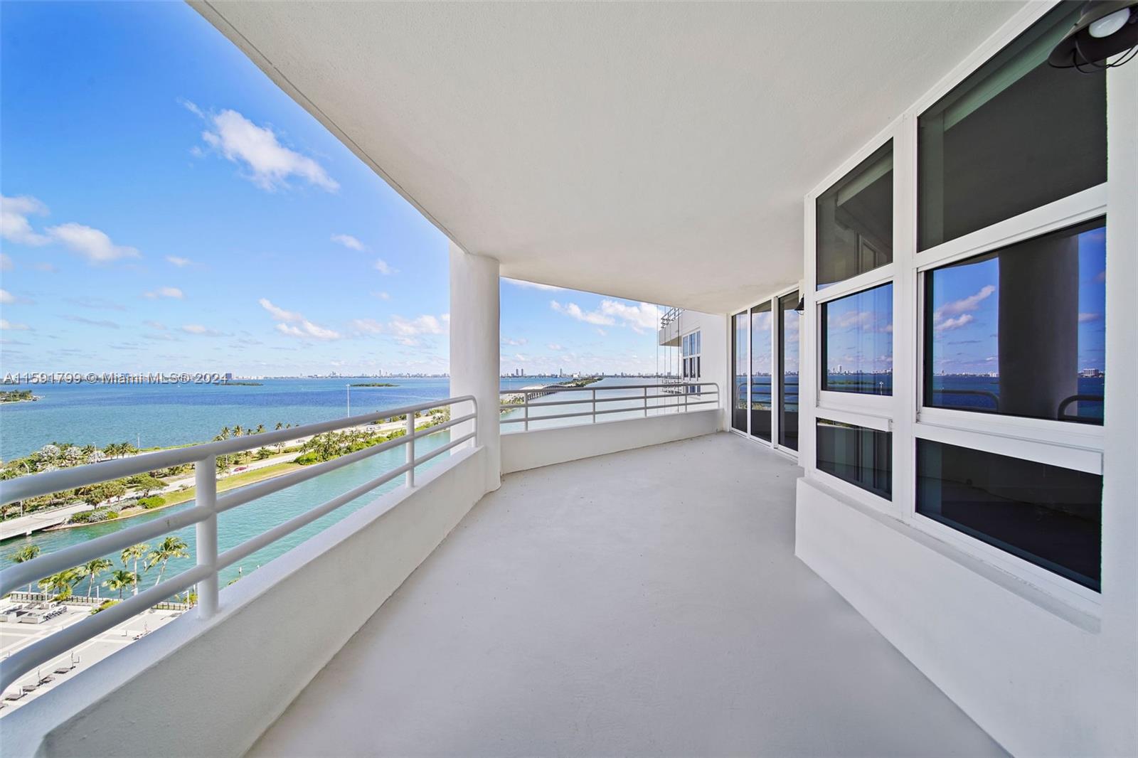 555 Northeast 34th Street, Unit 2402 Miami, FL 33137 - Photo 24 of 66