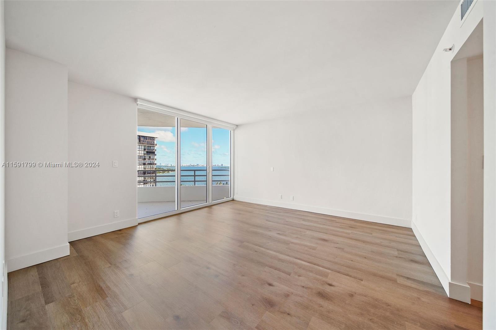 555 Northeast 34th Street, Unit 2402 Miami, FL 33137 - Photo 31 of 66