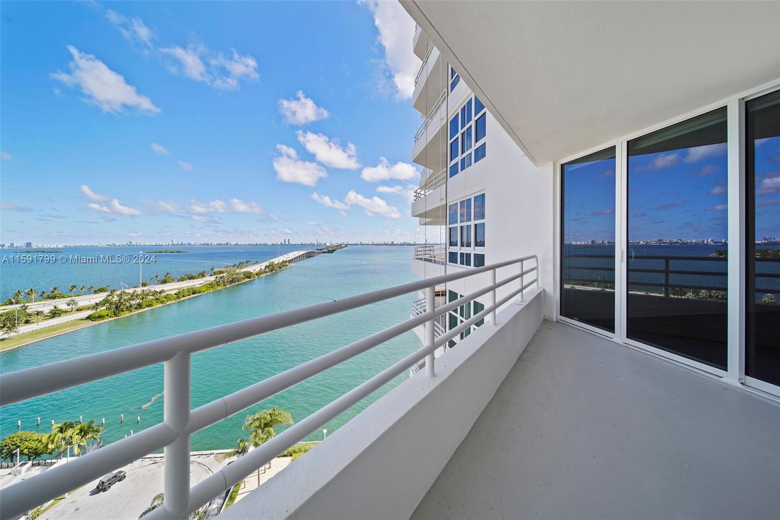 555 Northeast 34th Street, Unit 2402 Miami, FL 33137 - Photo 34 of 66