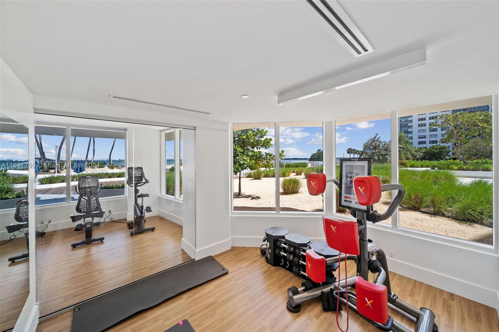 555 Northeast 34th Street, Unit 2402 Miami, FL 33137 - Photo 47 of 66