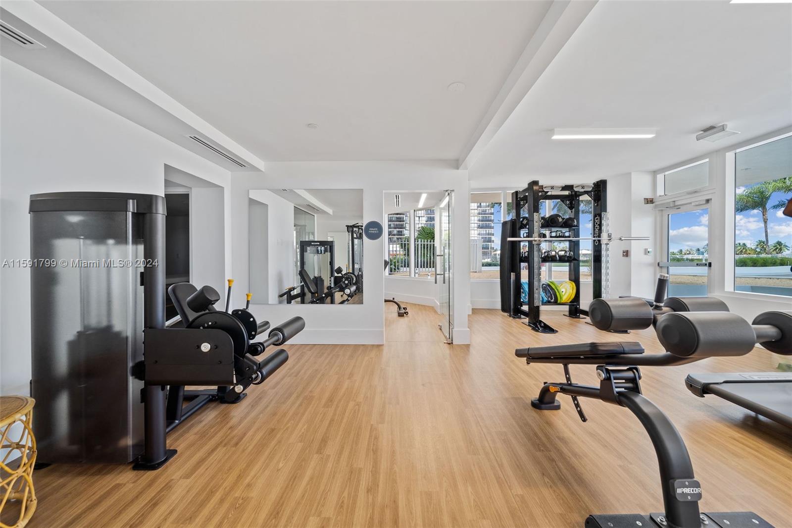 555 Northeast 34th Street, Unit 2402 Miami, FL 33137 - Photo 49 of 66