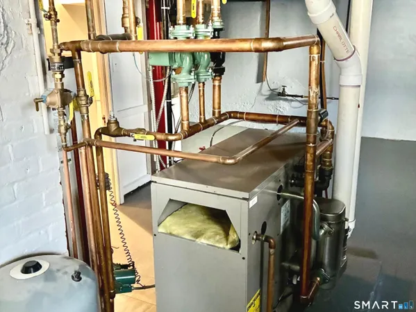 $4,200 | 302 Quaker Lane North, West Hartford, CT 06119