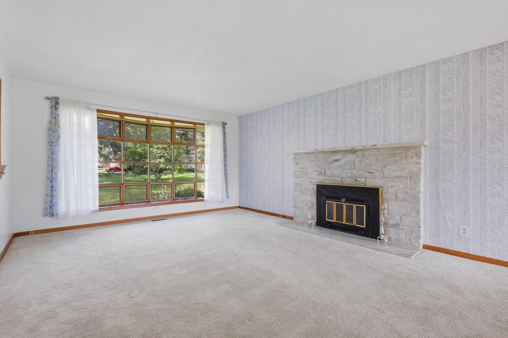 310 Woodlawn Road Long Grove, IA 52756 - Photo 11 of 34