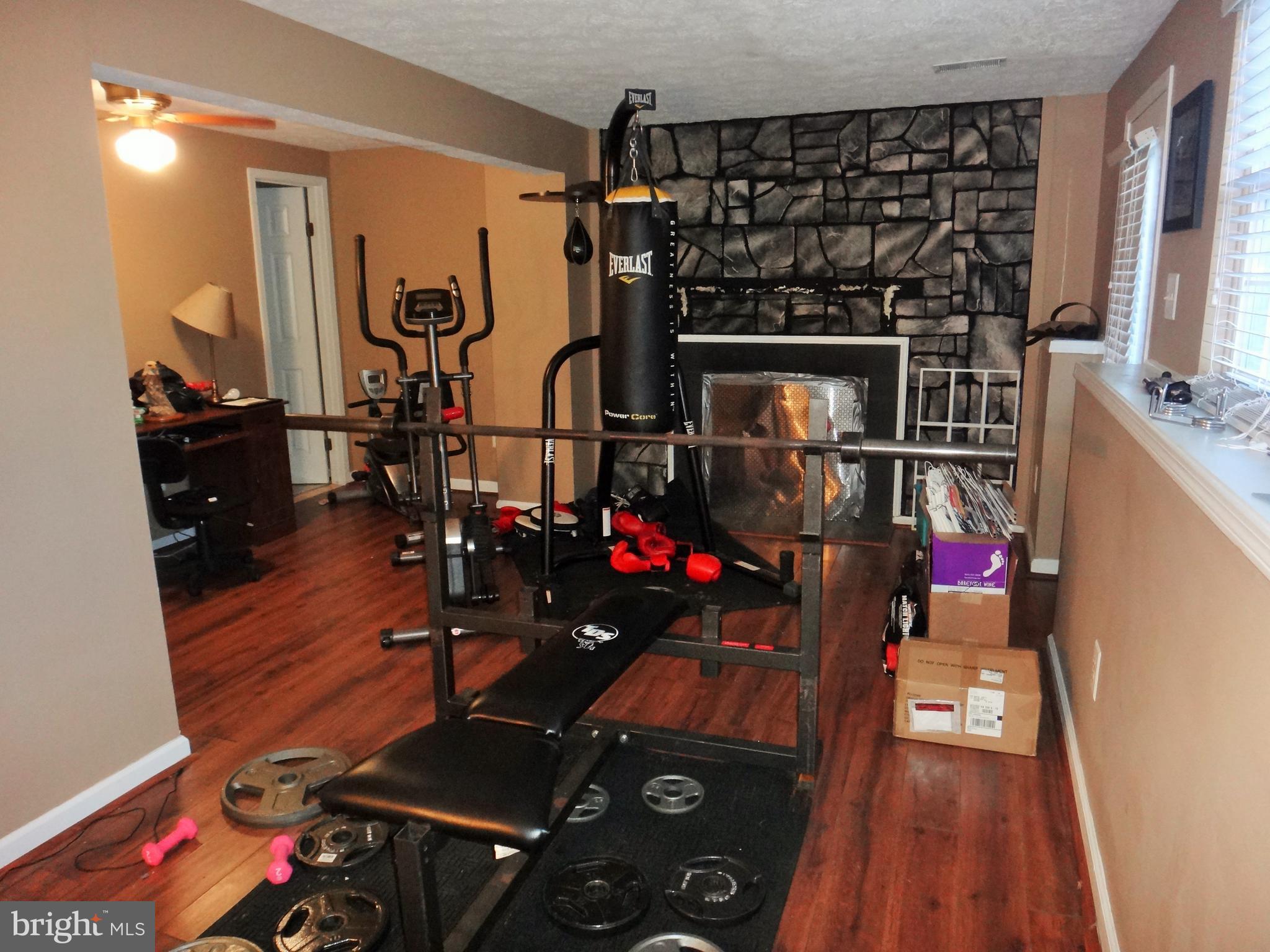 1675 Bayfield Way Reston, VA 20194 - Photo 16 of 42