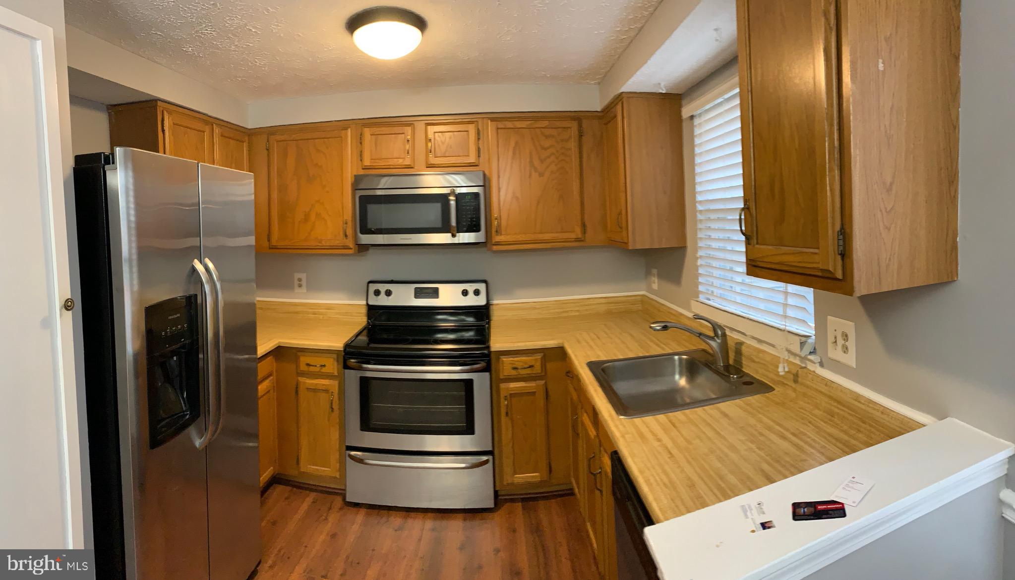 1675 Bayfield Way Reston, VA 20194 - Photo 30 of 42