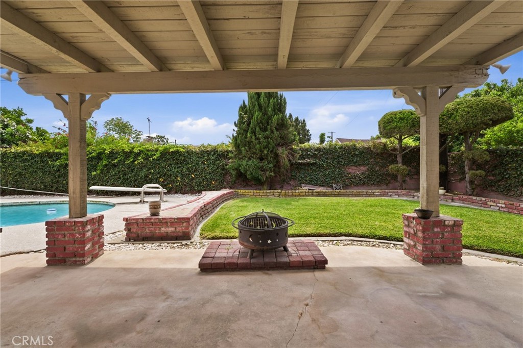 2554 West Chanticleer Road Anaheim, CA 92804 - Photo 31 of 37