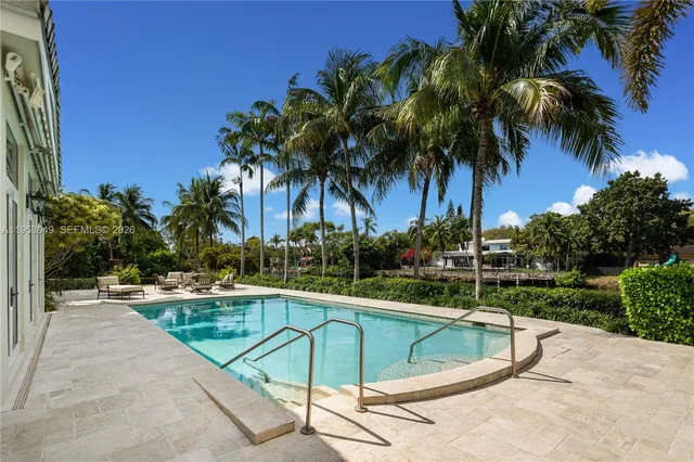 $8,495,000 | 4620 Granada Boulevard, Coral Gables, FL 33146