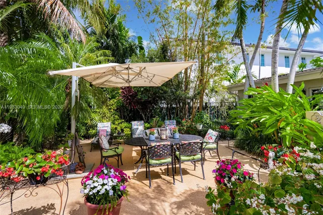 $8,495,000 | 4620 Granada Boulevard, Coral Gables, FL 33146