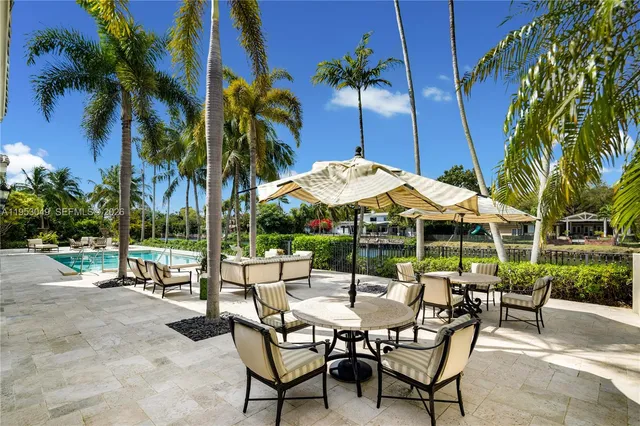 $8,495,000 | 4620 Granada Boulevard, Coral Gables, FL 33146