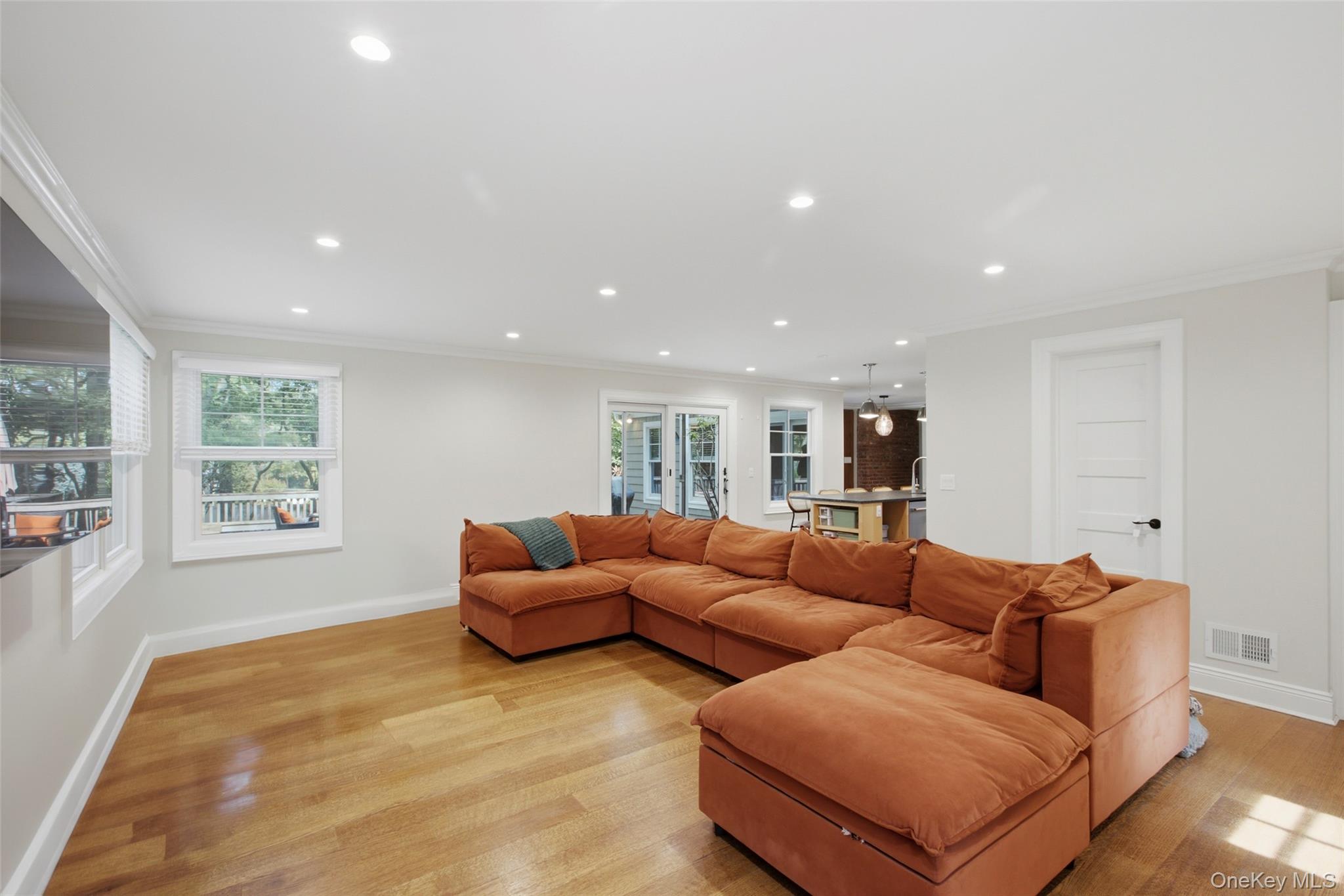 18 West Meadow Road Setauket, NY 11733 - Photo 18 of 32