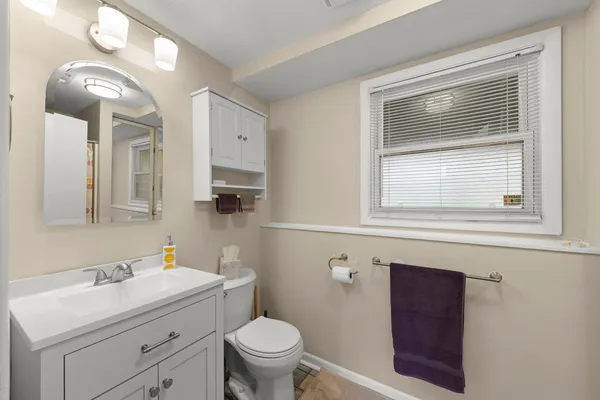 $415,000 | 2508 Stonewall Avenue, Woodridge, IL 60517