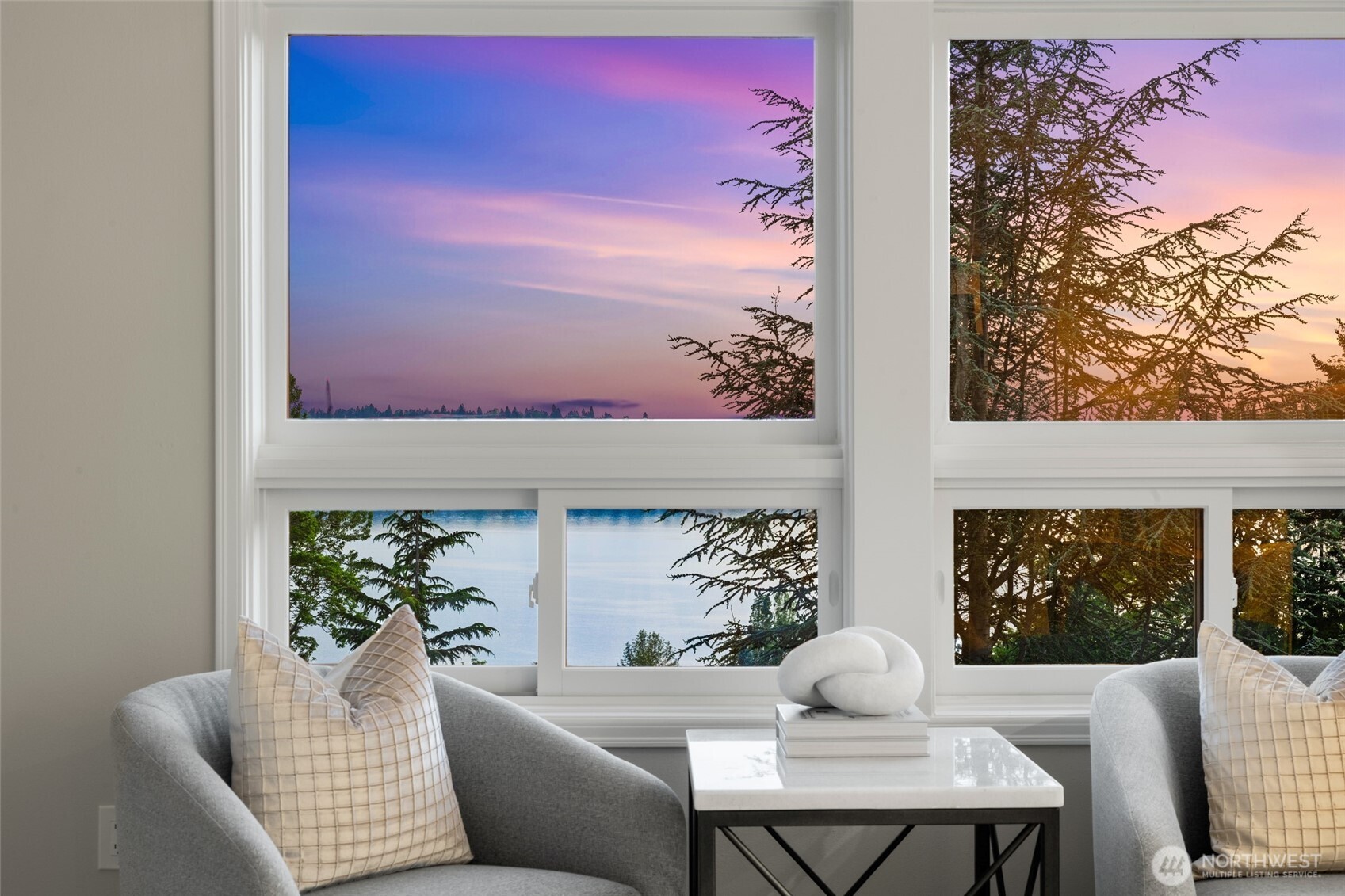 8144 West Mercer Way Mercer Island, WA 98040 - Photo 18 of 40