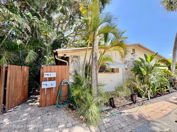 $1,450 | 259 South Brevard Avenue, Unit 1, Cocoa Beach, FL 32931