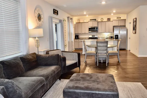 $399,000 | 372 Emery Oak Drive, Murrells Inlet, SC 29576