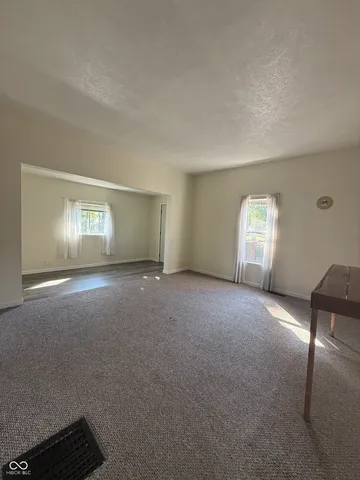 $130,000 | 402 Walnut Street, Cayuga, IN 47928