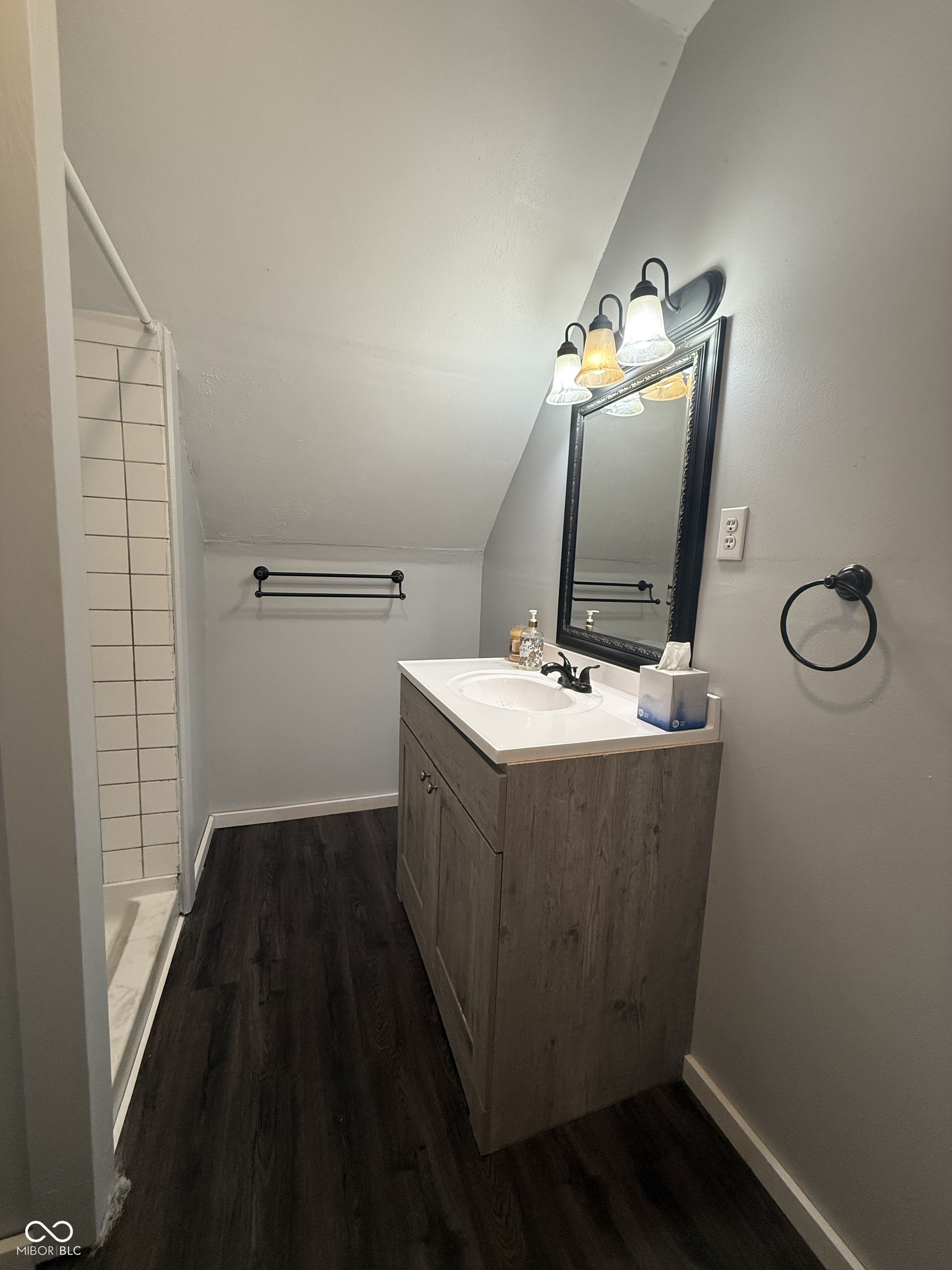 402 Walnut Street Cayuga, IN 47928 - Photo 18 of 25