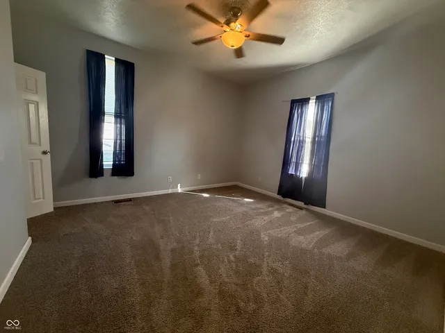 $130,000 | 402 Walnut Street, Cayuga, IN 47928