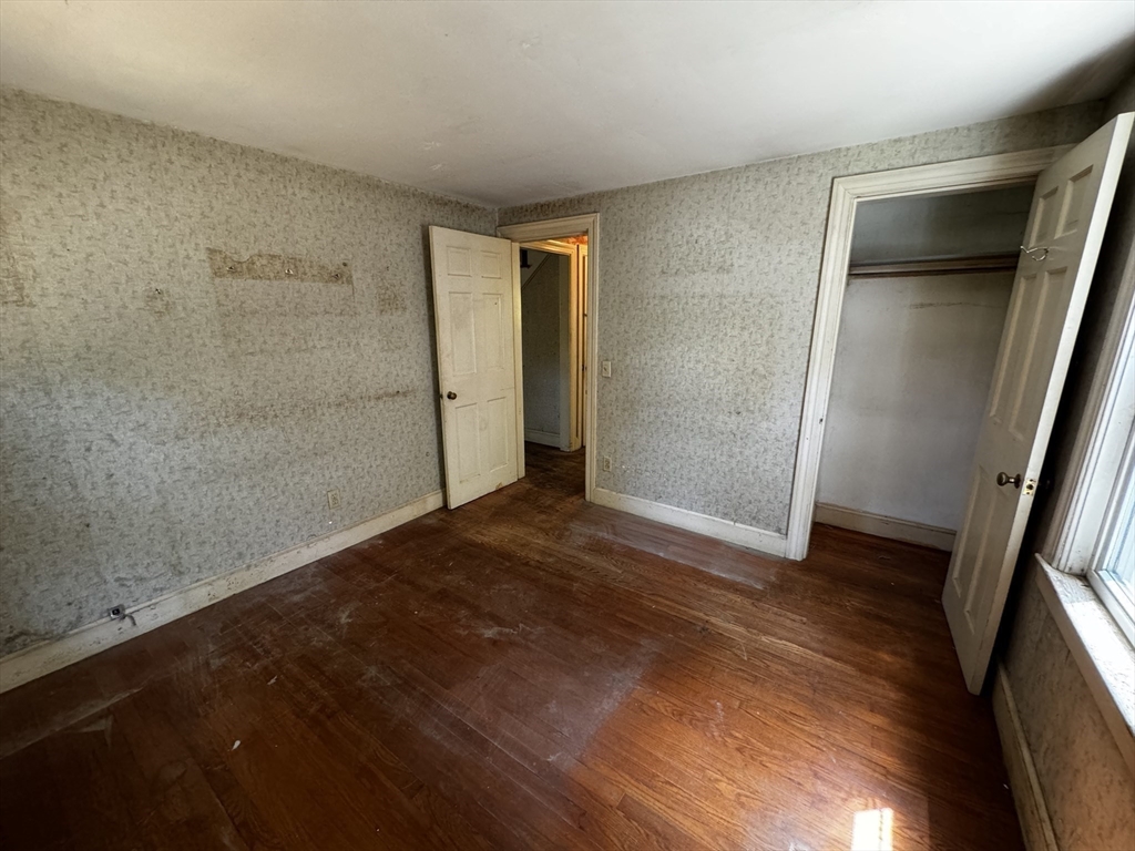 6 County Road Andover, MA 01810 - Photo 15 of 39