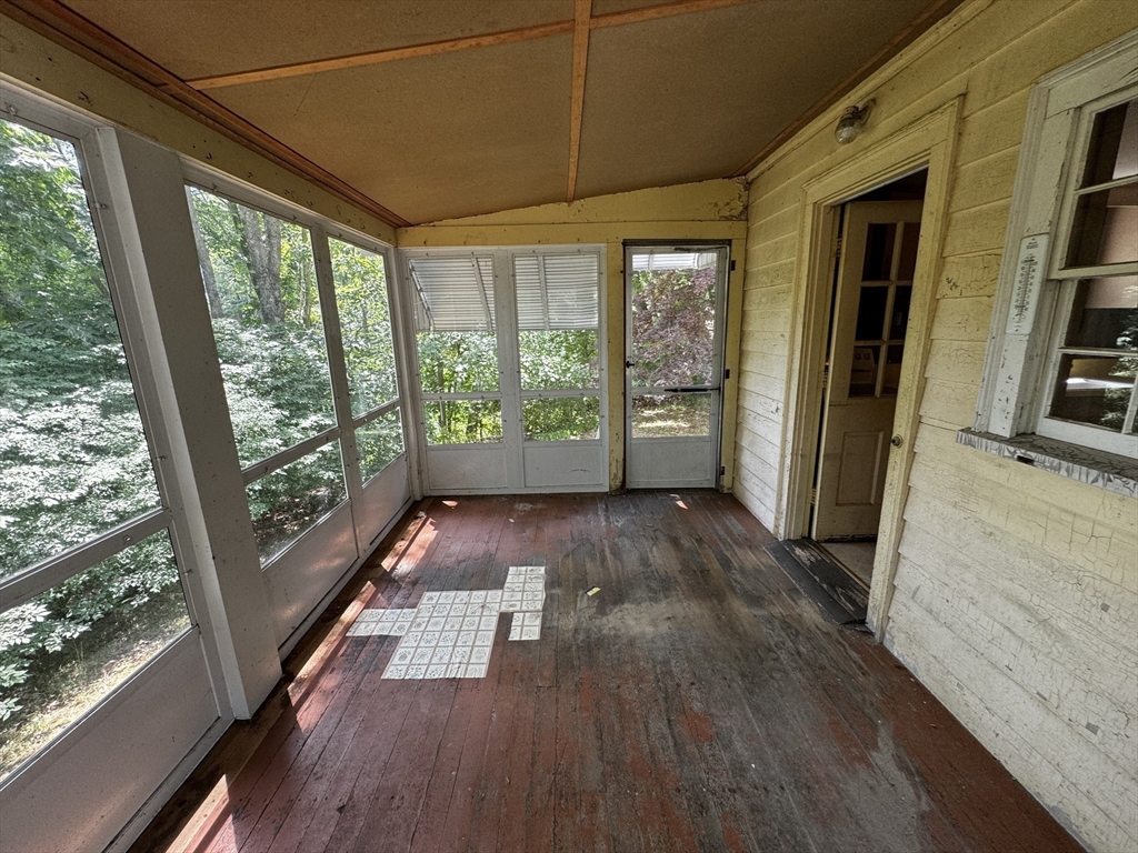 6 County Road Andover, MA 01810 - Photo 35 of 39